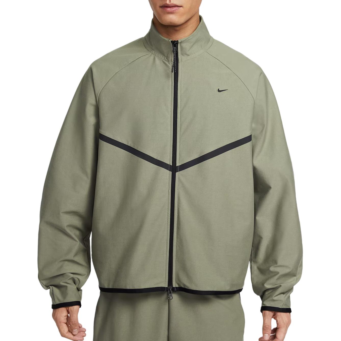 Спортивные куртки и пальто для мужчин Nike, серебряный sage зеленый
Спортивные куртки и пальто для мужчин Nike, серебряный sage зеленый