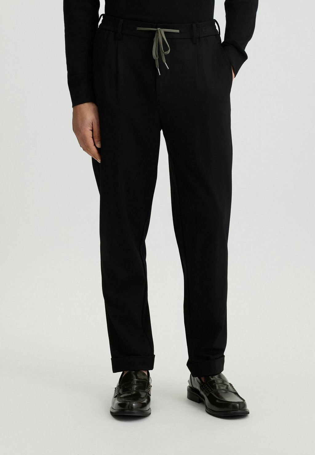 Чиносы LIU JO, черный
Чиносы LIU JO, черный