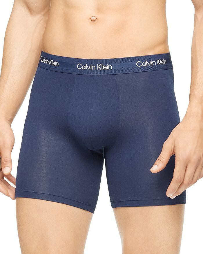 Ультрамягкие трусы-боксеры из модала Calvin Klein
Ультрамягкие трусы-боксеры из модала Calvin Klein