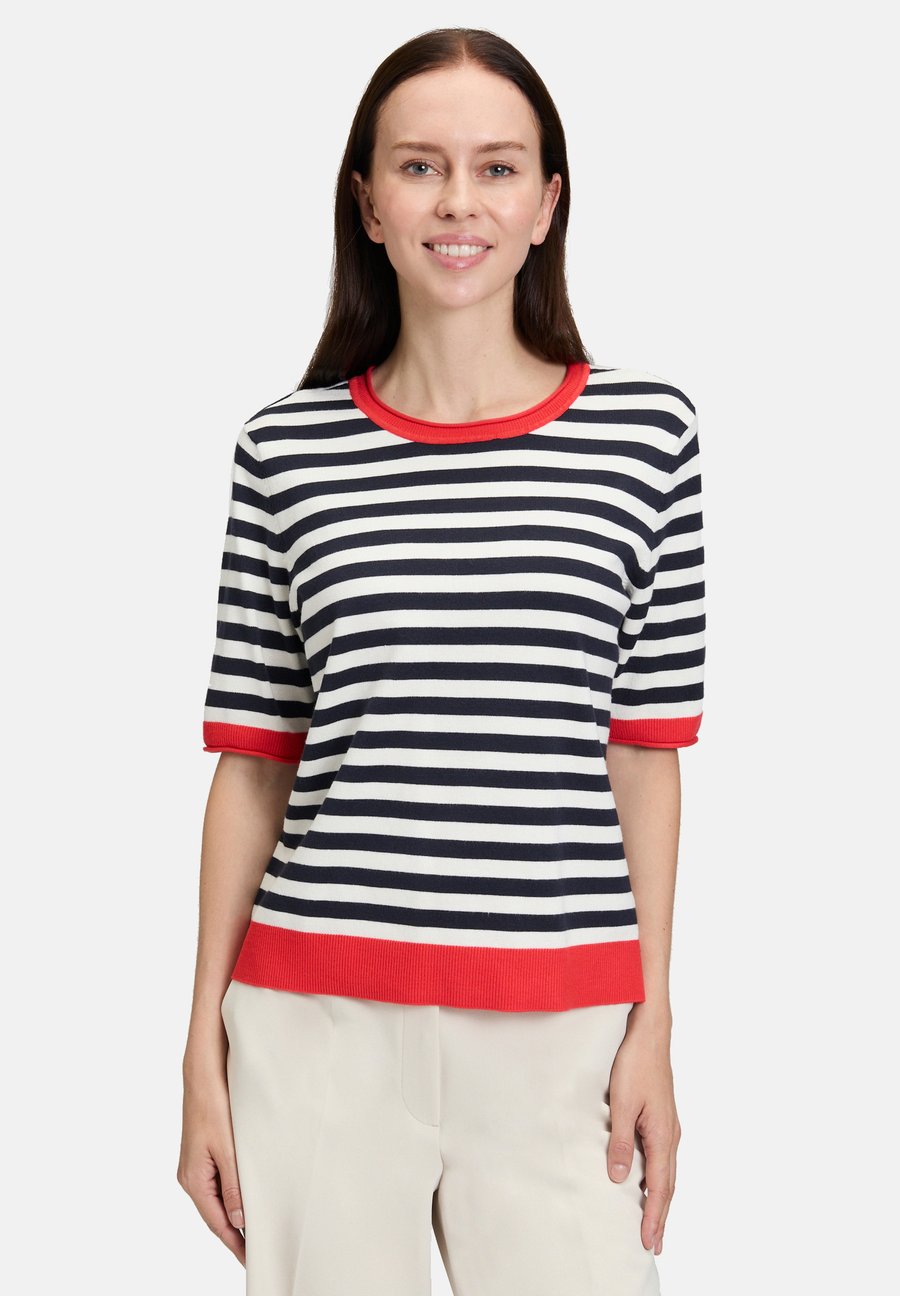 Футболка Betty Barclay MIT STREIFEN, Patch Dark Blue/Red/Blue
Футболка Betty Barclay MIT STREIFEN, Patch Dark Blue/Red/Blue