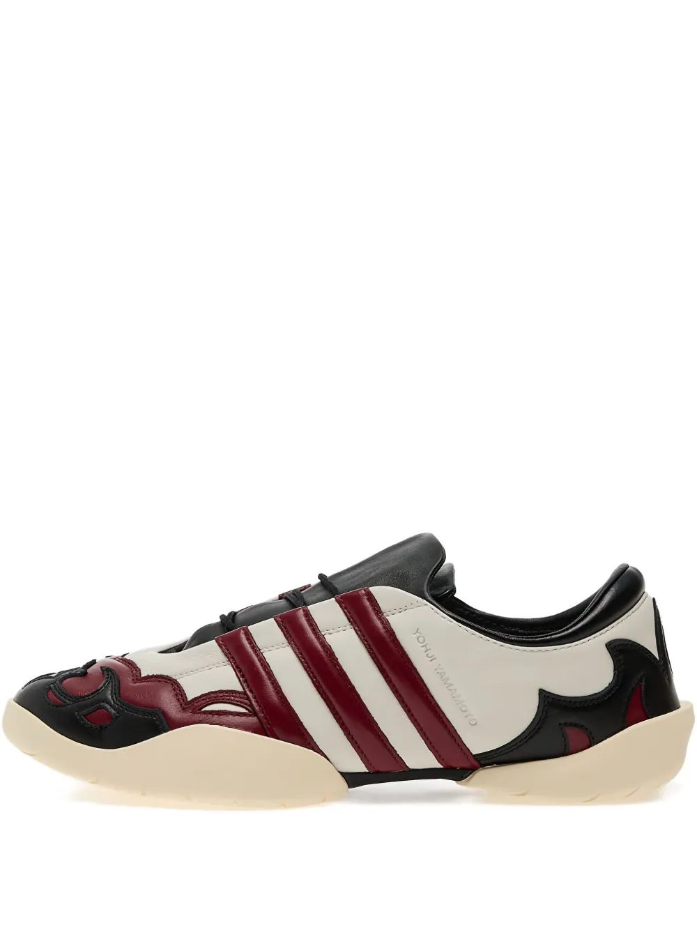 Низкие кеды Regu 2002 Y-3, белый
Низкие кеды Regu 2002 Y-3, белый