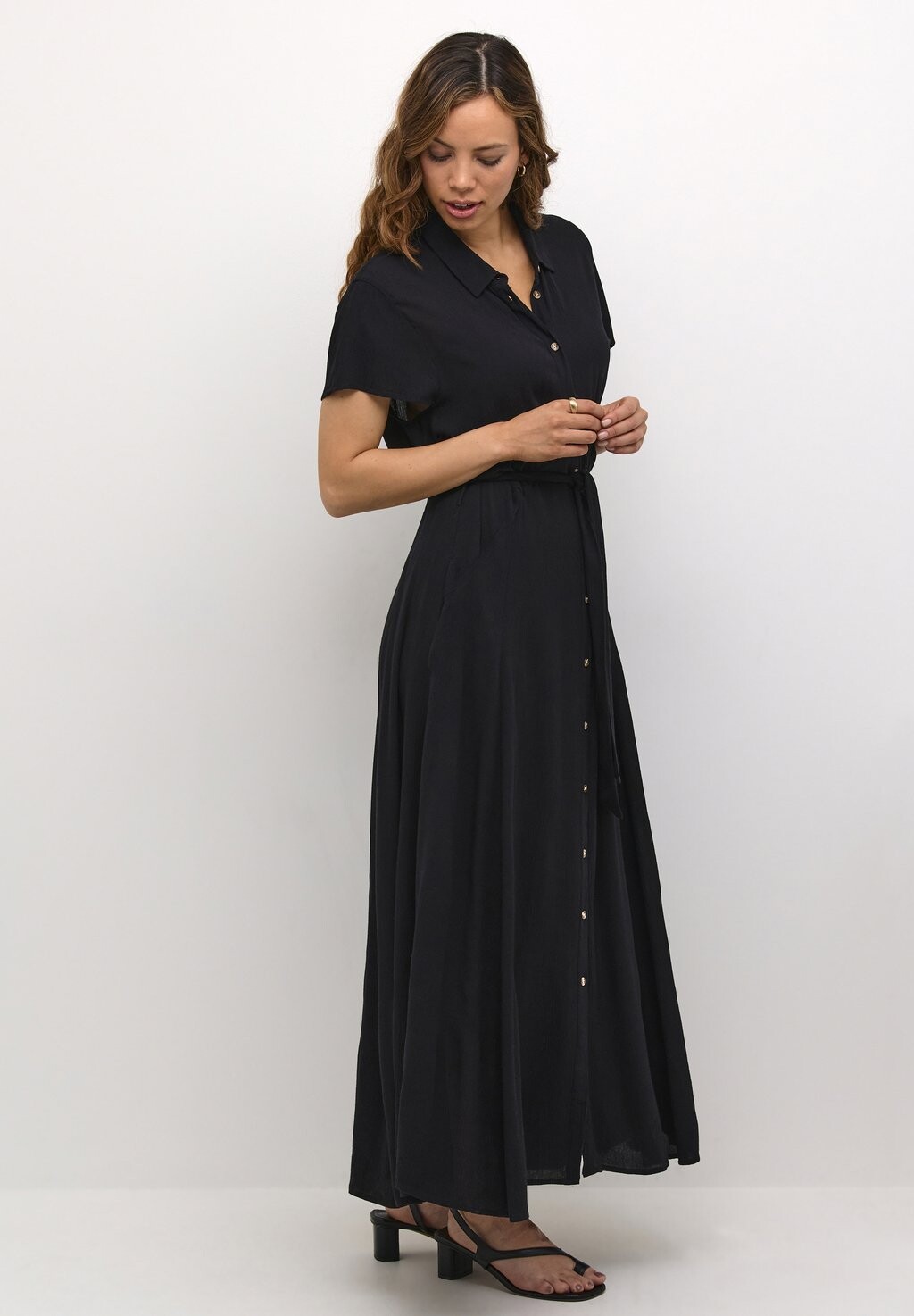 Платье макси Soaked in Luxury, черный
Платье макси Soaked in Luxury, черный