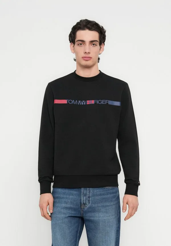Толстовка с логотипом в полоску из французского махрового трикотажа Tommy Hilfiger, Black, Черный, Толстовка с логотипом в полоску из французского махрового трикотажа Tommy Hilfiger, Black
Толстовка с логотипом в полоску из французского махрового трикотажа Tommy Hilfiger, Black, Черный, Толстовка с логотипом в полоску из французского махрового трикотажа Tommy Hilfiger, Black