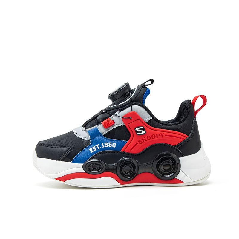 Детские баскетбольные кроссовки Kids SNOOPY, черно-красные
Детские баскетбольные кроссовки Kids SNOOPY, черно-красные