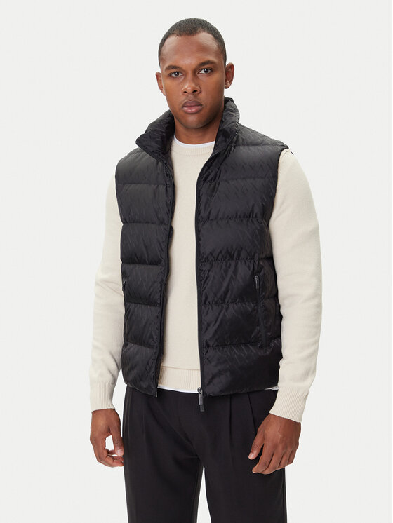 Жилет regular fit XM001581 AF16628 UC001 Armani Exchange, чёрный
Жилет regular fit XM001581 AF16628 UC001 Armani Exchange, чёрный