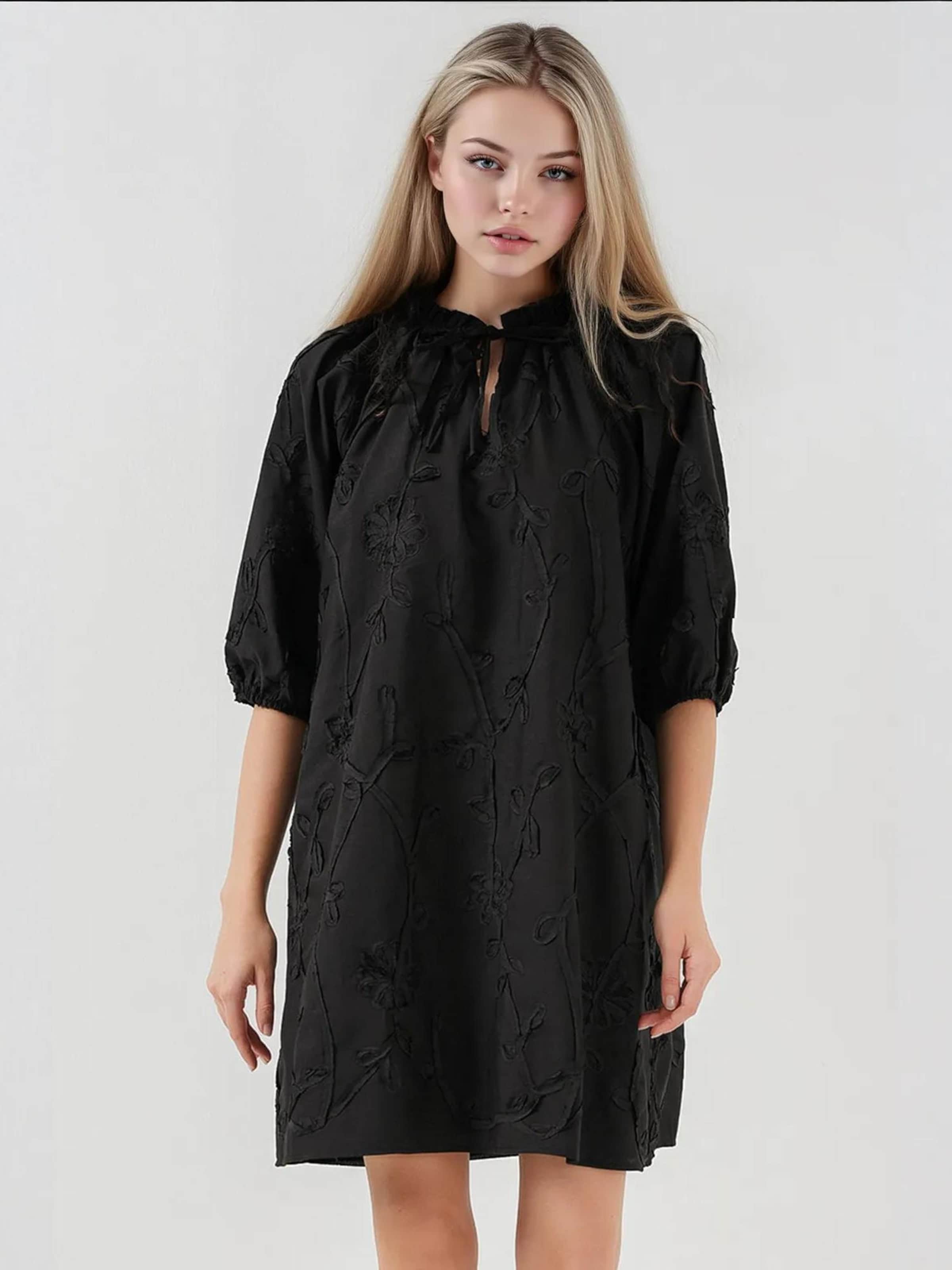 Bigdart Платье в черном цвете
Bigdart Платье в черном цвете