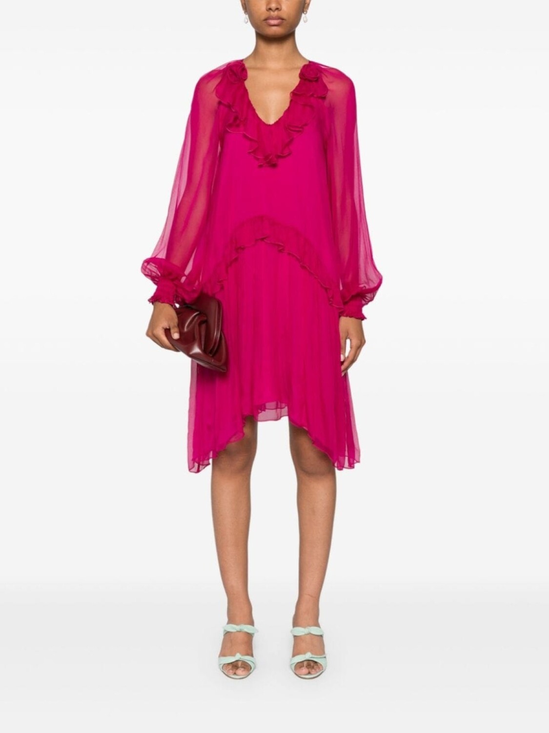 NISSA платье миди с цветочной аппликацией, розовый
NISSA платье миди с цветочной аппликацией, розовый