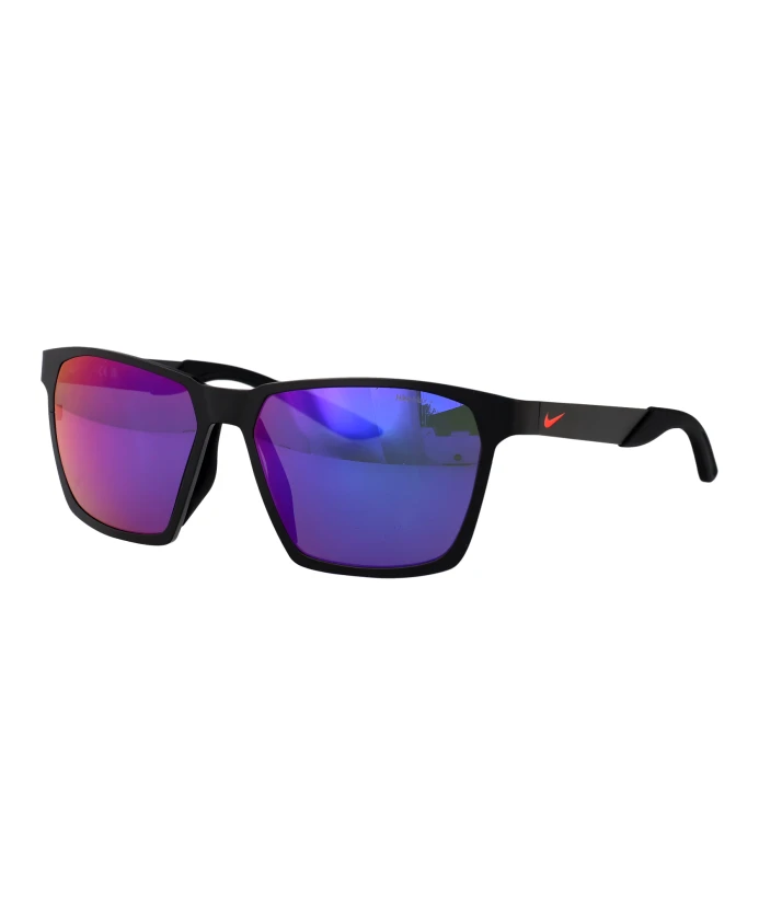 Солнцезащитные очки Valor Nike, черный
Солнцезащитные очки Valor Nike, черный