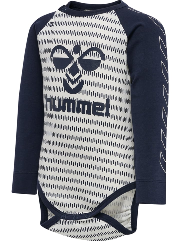 Комбинезон Hummel с застежкой на кнопку и рукавами реглан Hmldesmond boys в цвете BLACK IRIS Hummel
Комбинезон Hummel с застежкой на кнопку и рукавами реглан Hmldesmond boys в цвете BLACK IRIS Hummel