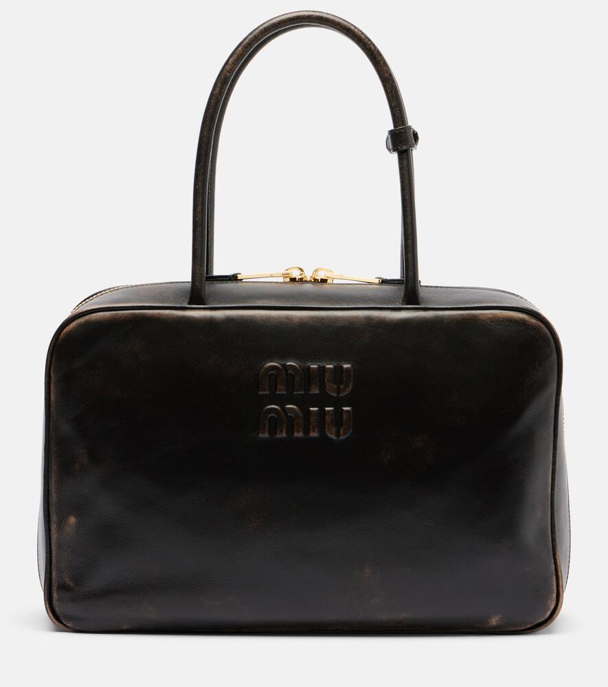 Сумка-тоут из кожи с красивым логотипом Miu Miu, Brown
Сумка-тоут из кожи с красивым логотипом Miu Miu, Brown