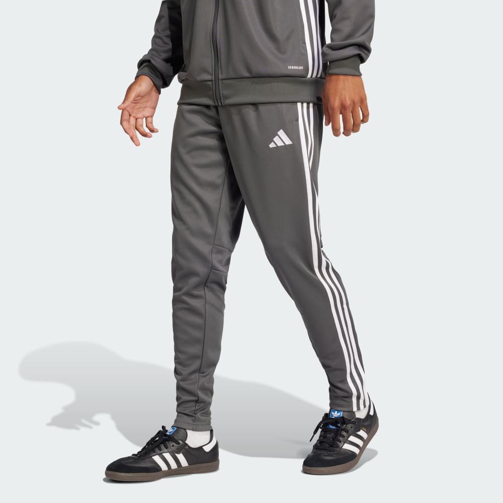 Спортивные брюки Adidas Tiro 25 Essentials Training Pants, цвет Grey Six/White
Спортивные брюки Adidas Tiro 25 Essentials Training Pants, цвет Grey Six/White