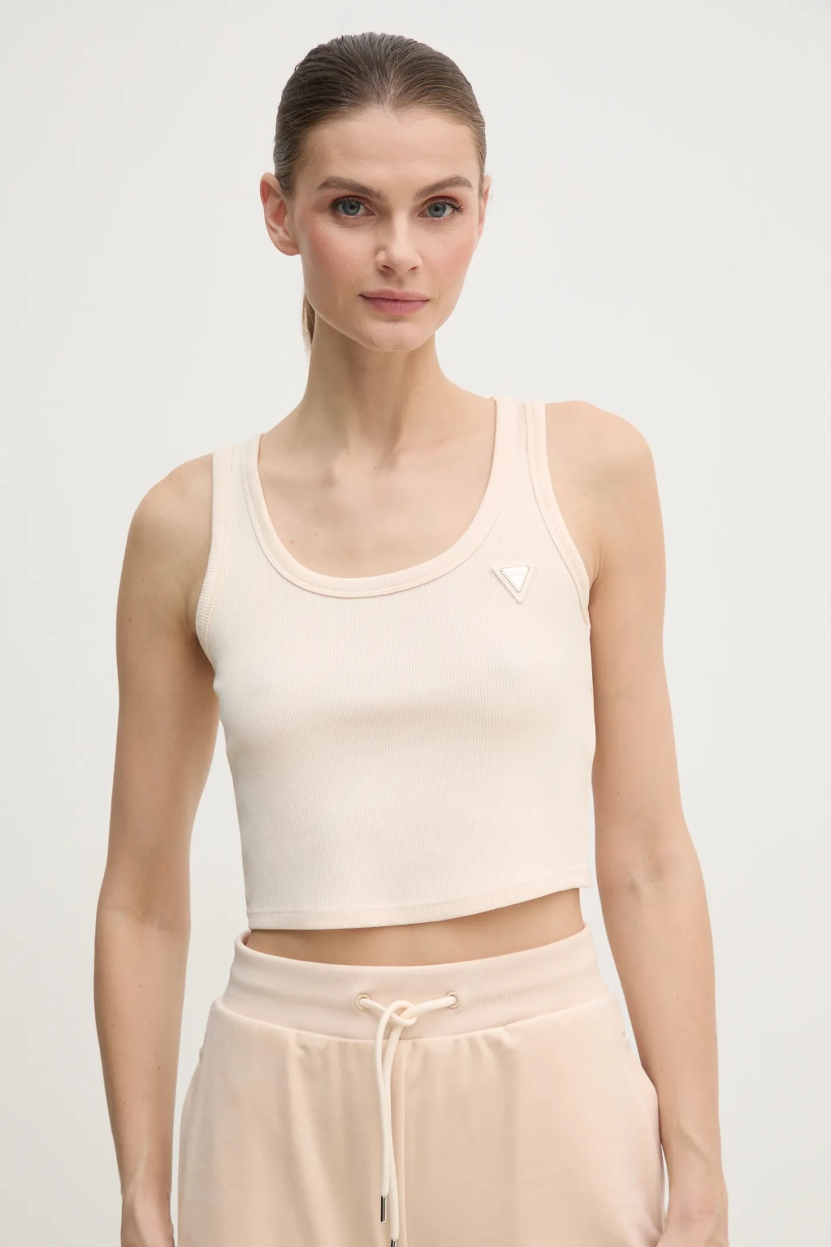 Топ COLETTE Guess, бежевый
Топ COLETTE Guess, бежевый