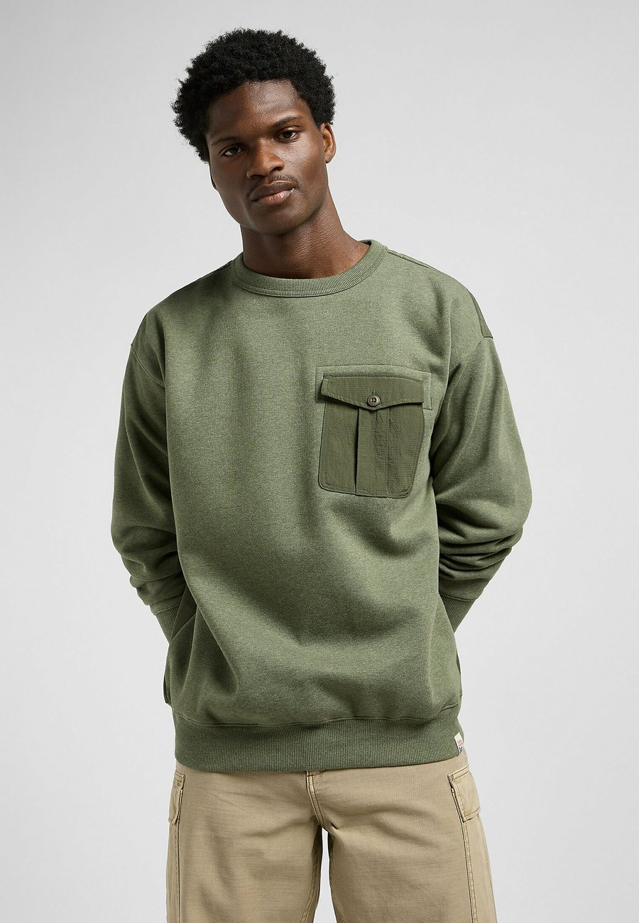Толстовка Lee Sweatshirt, Oak Moss/Dark Green
Толстовка Lee Sweatshirt, Oak Moss/Dark Green