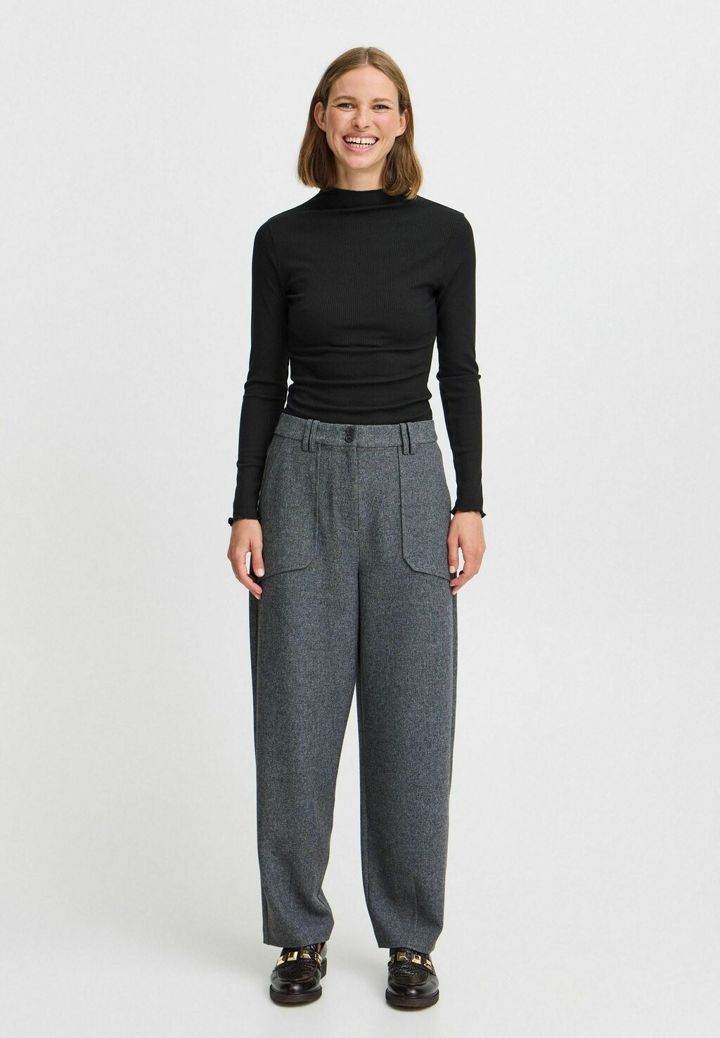 Топ с длинными рукавами b.young, черный
Топ с длинными рукавами b.young, черный