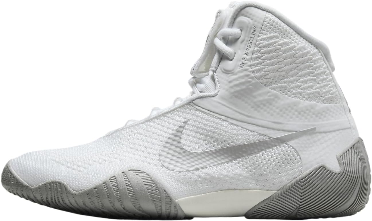Мужские борцовские кроссовки Nike Tawa CI2952-100, White/White/Metallic Silver
Мужские борцовские кроссовки Nike Tawa CI2952-100, White/White/Metallic Silver