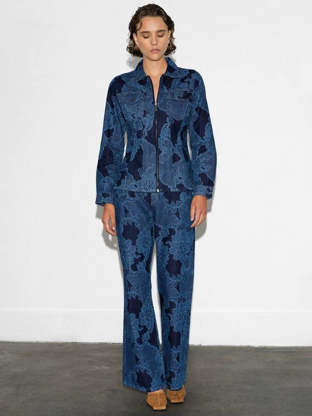 Джинсовая куртка Jennie French Connection, Dark Indigo
Джинсовая куртка Jennie French Connection, Dark Indigo