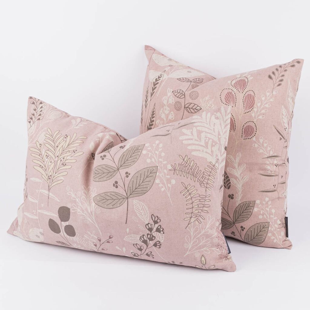 Чехол на подушку Soft Calming Leaves розовый разные размеры от SCHÖNER LEBEN размер 30x50см (ВxШ) размер 30x50см (ВxШ) Schöner-Leben
Чехол на подушку Soft Calming Leaves розовый разные размеры от SCHÖNER LEBEN размер 30x50см (ВxШ) размер 30x50см (ВxШ) Schöner-Leben
