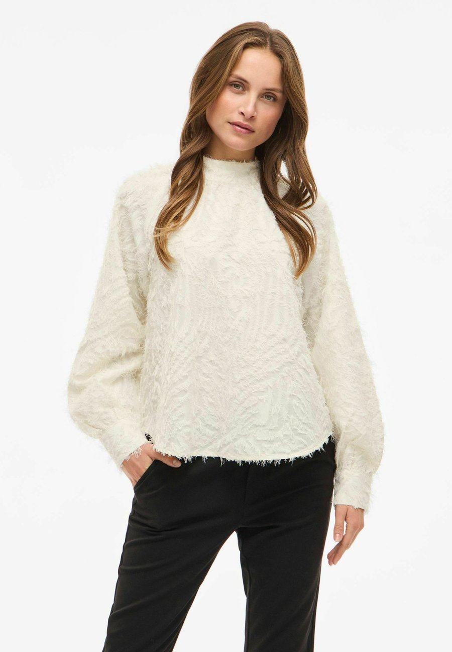 Блуза VILA LANGARM MIT STEHKRAGEN, Birch/White
Блуза VILA LANGARM MIT STEHKRAGEN, Birch/White