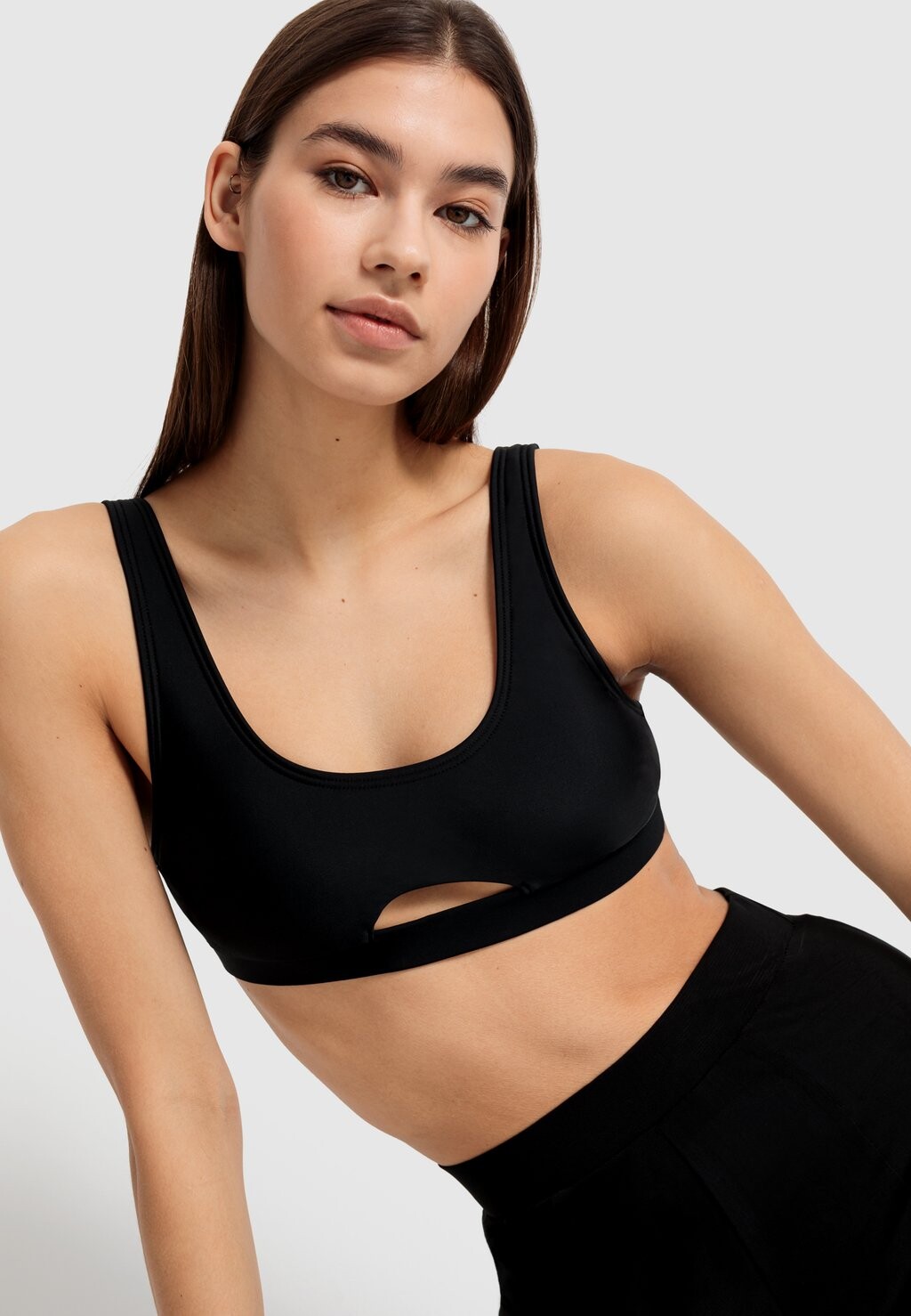 Верх бикини LASCANA, черный
Верх бикини LASCANA, черный