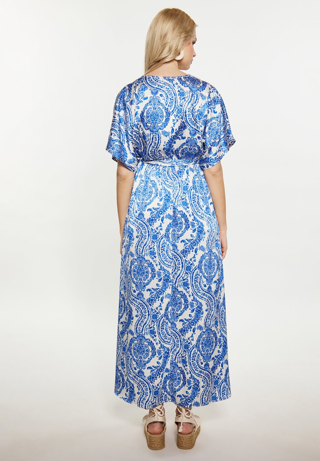 Платье макси IZIA, светло-голубой
Платье макси IZIA, светло-голубой