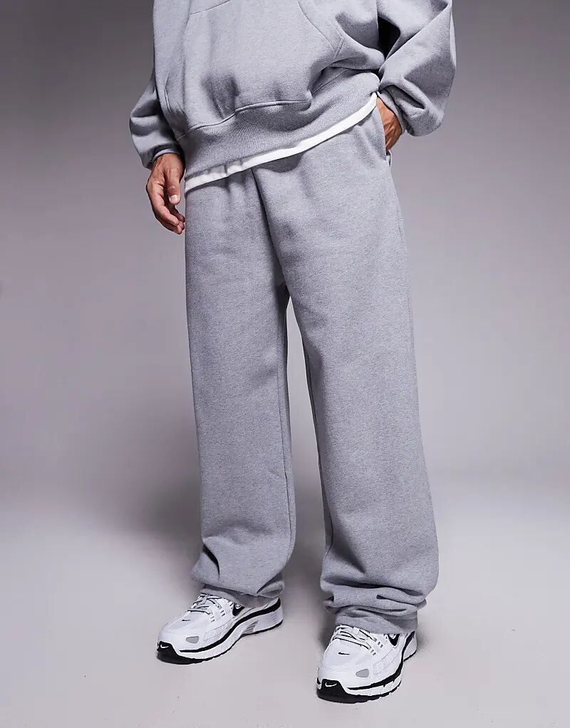 Широкие брюки-джоггеры премиум-класса ASOS DESIGN из плотной ткани серо-мелованной расцветки плотностью 400 г/м²
Широкие брюки-джоггеры премиум-класса ASOS DESIGN из плотной ткани серо-мелованной расцветки плотностью 400 г/м²