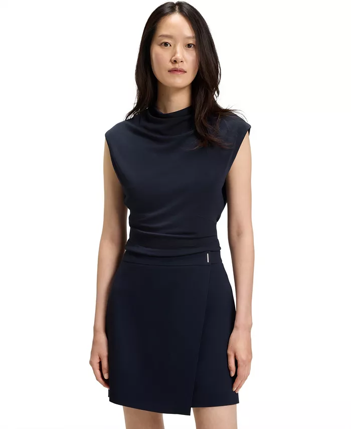 Женский топ из матовой ткани с высоким воротом Hugo Boss, синий
Женский топ из матовой ткани с высоким воротом Hugo Boss, синий