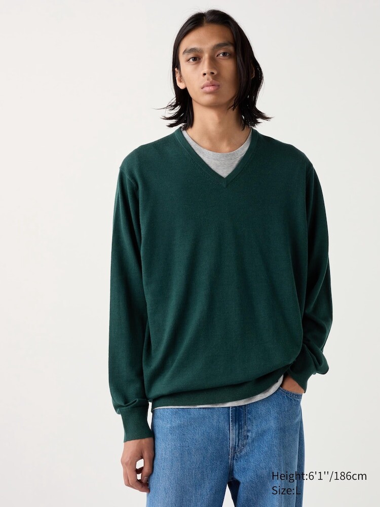 Джемпер с V-образным вырезом из 100% мериносовой шерсти Uniqlo, цвет 58 зеленый 
Джемпер с V-образным вырезом из 100% мериносовой шерсти Uniqlo, цвет 58 зеленый