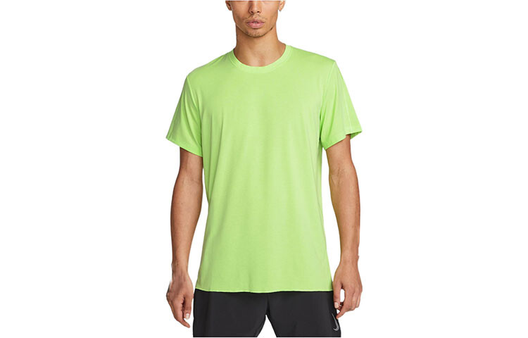 Футболка мужская зеленая Nike, зеленый 
Футболка мужская зеленая Nike, зеленый