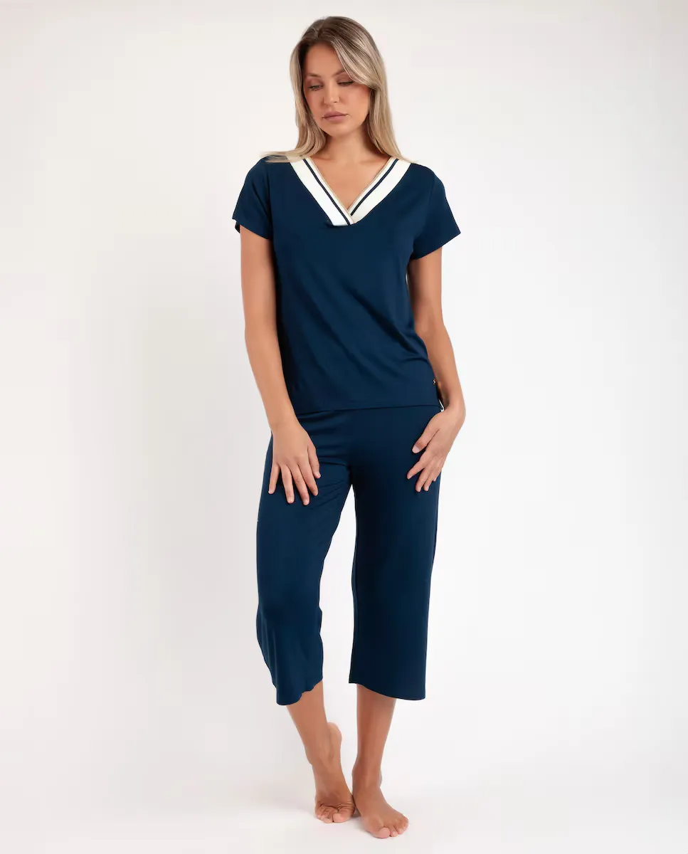 Женская короткая пижама из темно-синего вискозного трикотажа Admas, тёмно-синий
Женская короткая пижама из темно-синего вискозного трикотажа Admas, тёмно-синий