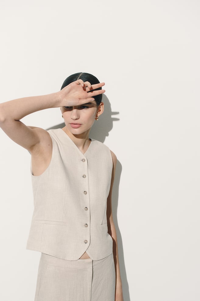 Жилет из льняной смеси H&M, бежевый
Жилет из льняной смеси H&M, бежевый