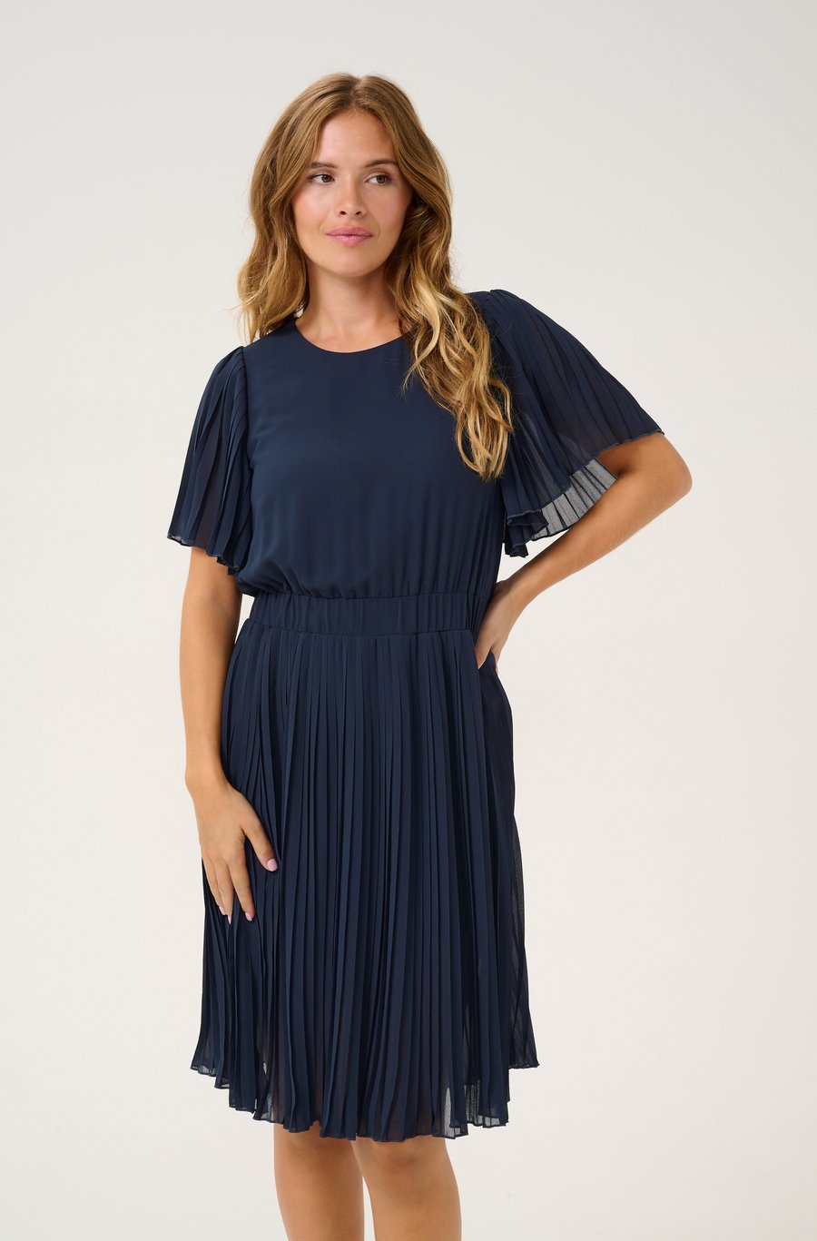 Платье Culture CULINNA CARLY PLISSE, Salute/Dark Blue
Платье Culture CULINNA CARLY PLISSE, Salute/Dark Blue