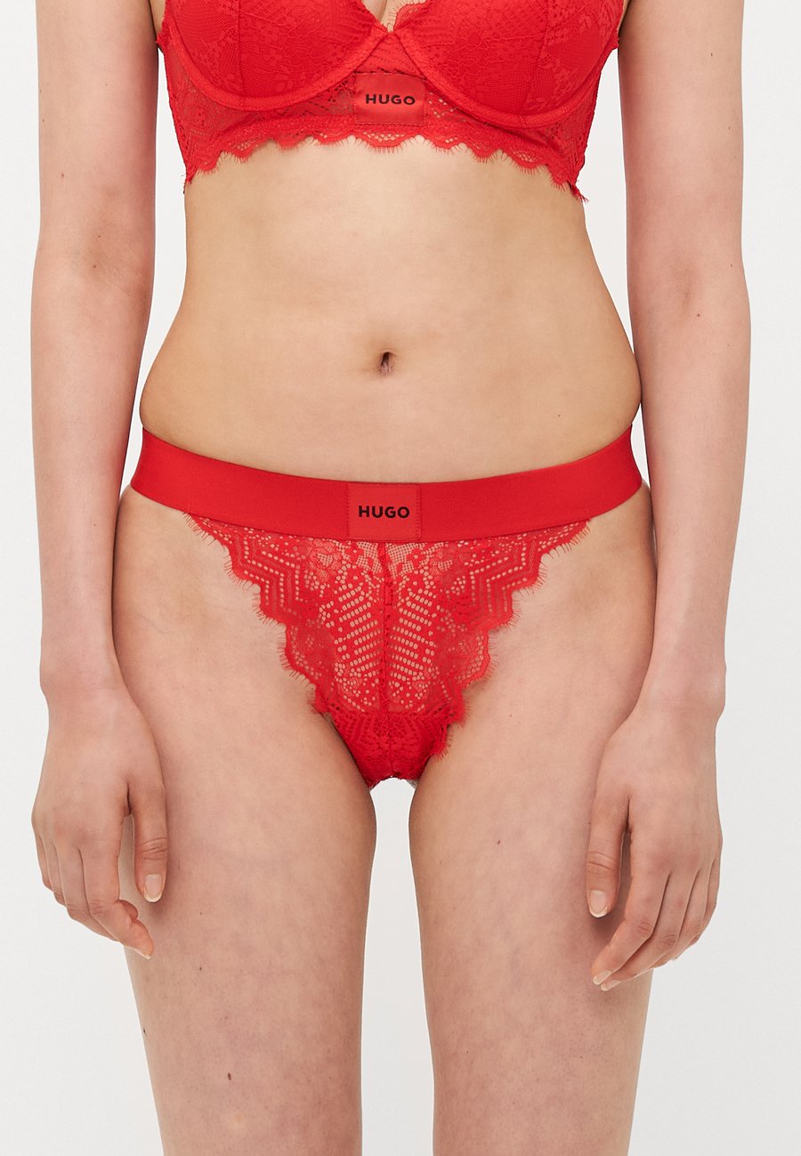 Трусы HUGO Thong, Bright Red/Red
Трусы HUGO Thong, Bright Red/Red