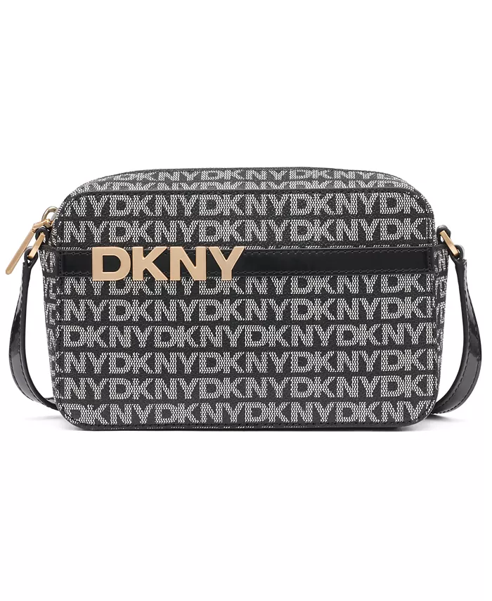 Сумка для фотоаппарата Avril Small Logo DKNY, черный
Сумка для фотоаппарата Avril Small Logo DKNY, черный