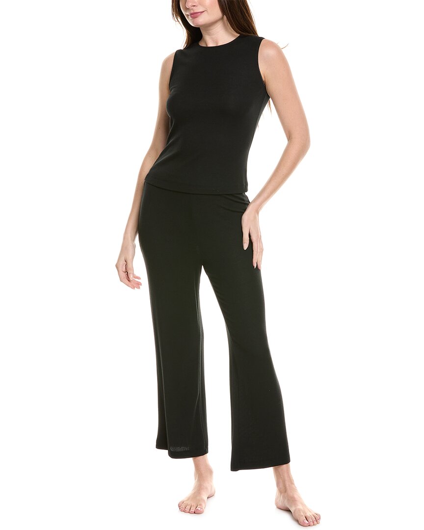 Пижамный комплект Natori из 2 предметов в рубчик, черный
Пижамный комплект Natori из 2 предметов в рубчик, черный