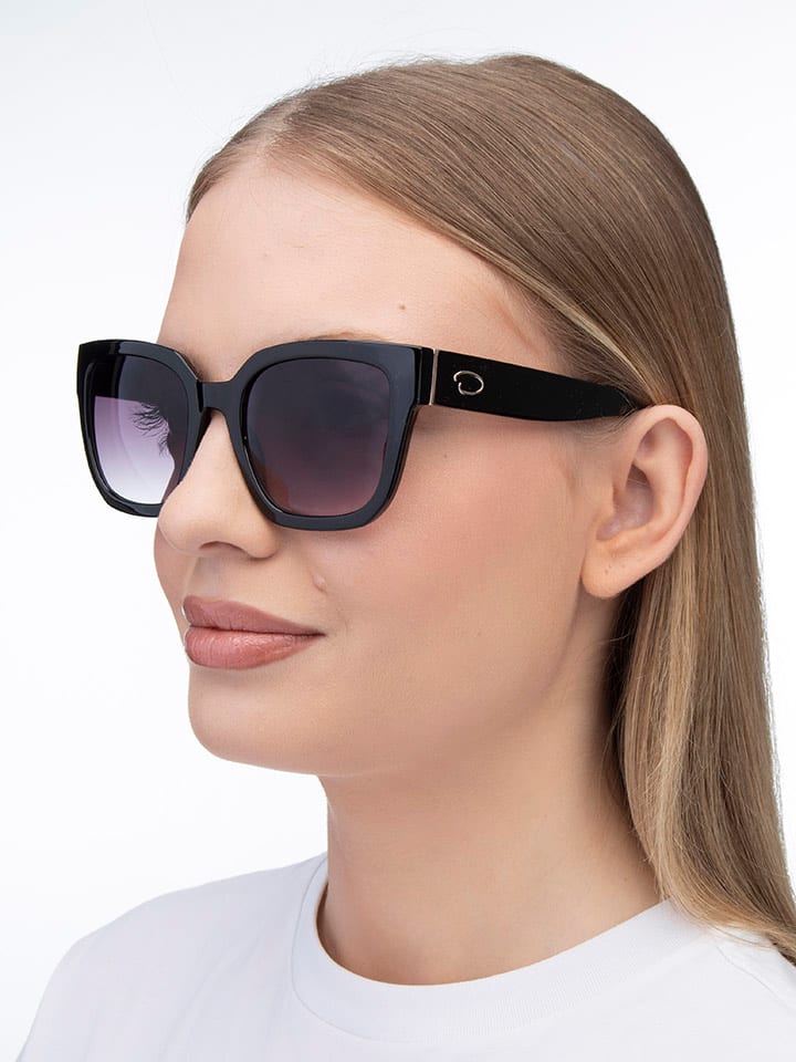 Солнцезащитные очки Oscar de la Renta
Солнцезащитные очки Oscar de la Renta