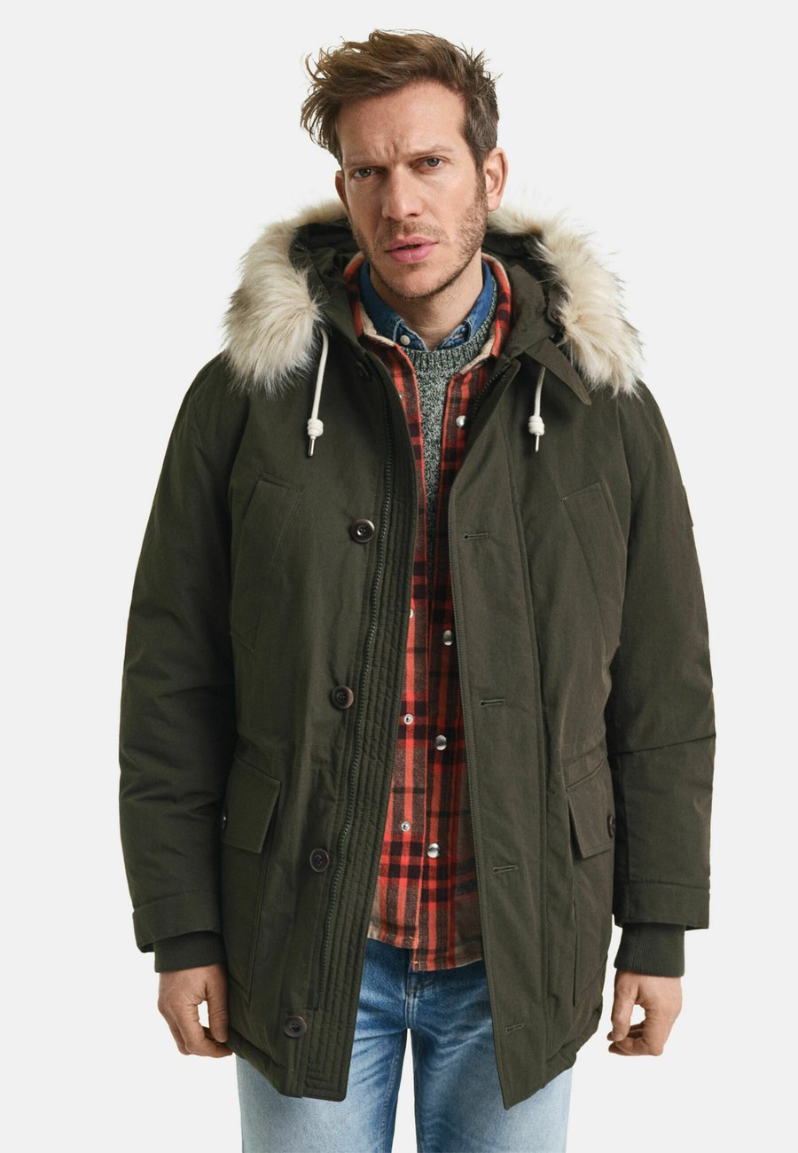 Пальто GANT Winter coat, Dark Moss Green/Green
Пальто GANT Winter coat, Dark Moss Green/Green