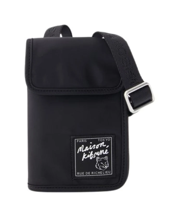 Стильная сумка мессенджер Maison Kitsuné, черный
Стильная сумка мессенджер Maison Kitsuné, черный