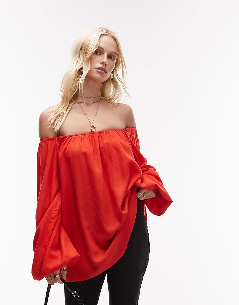 Топ WeWoreWhat с открытыми плечами и рукавами-фонариками красного цвета
Топ WeWoreWhat с открытыми плечами и рукавами-фонариками красного цвета