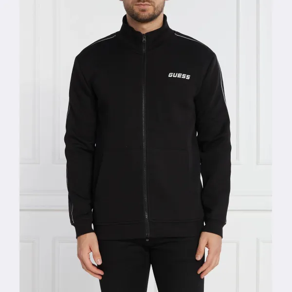 Толстовка стандартного кроя с молнией и Микки во всю длину Guess, черный
Толстовка стандартного кроя с молнией и Микки во всю длину Guess, черный