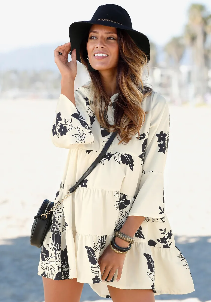 LASCANA платье-блузка, широкого кроя с воланами и цветочным принтом, платье-туника, пляжное платье, черный
LASCANA платье-блузка, широкого кроя с воланами и цветочным принтом, платье-туника, пляжное платье, черный