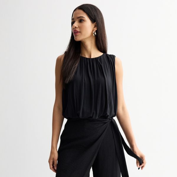 Женский укороченный топ без рукавов с защипами Intempo, черный
Женский укороченный топ без рукавов с защипами Intempo, черный