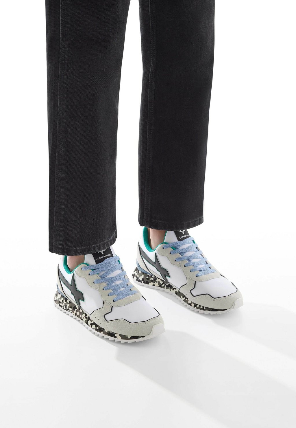 Кроссовки JET W6YZ, белый
Кроссовки JET W6YZ, белый