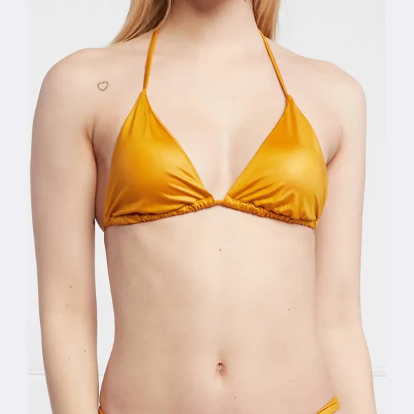 Верх бикини Guess, золотой
Верх бикини Guess, золотой