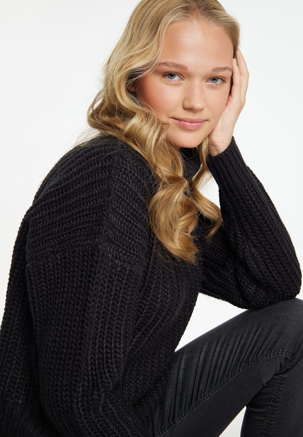 Джемпер BIANY myMo, черный
Джемпер BIANY myMo, черный