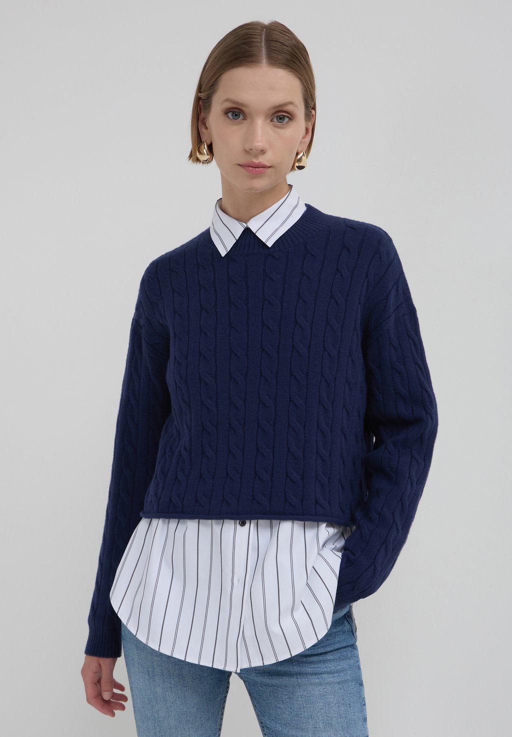 Джемпер CROP TRECCE Calliope, синий
Джемпер CROP TRECCE Calliope, синий