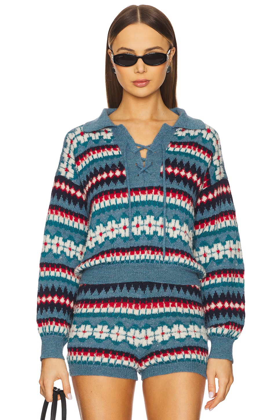 Свитер на шнуровке с надписью "Mother, oh really
Свитер на шнуровке с надписью "Mother, oh really