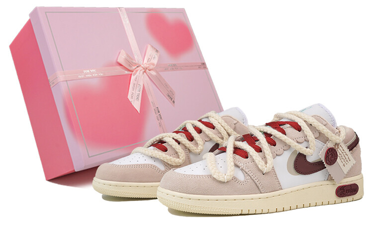 Баскетбольные кроссовки Air 1 Vintage женские с низким верхом белого цвета Jordan, розовый
Баскетбольные кроссовки Air 1 Vintage женские с низким верхом белого цвета Jordan, розовый