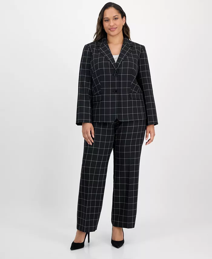 Брючный костюм больших размеров с клетчатым воротником и вырезом Le Suit, черный
Брючный костюм больших размеров с клетчатым воротником и вырезом Le Suit, черный