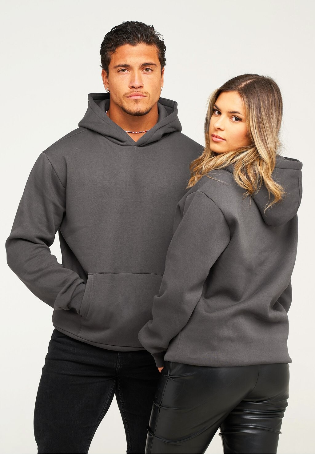 Толстовка TAREE One Redox, цвет anthra
Толстовка TAREE One Redox, цвет anthra