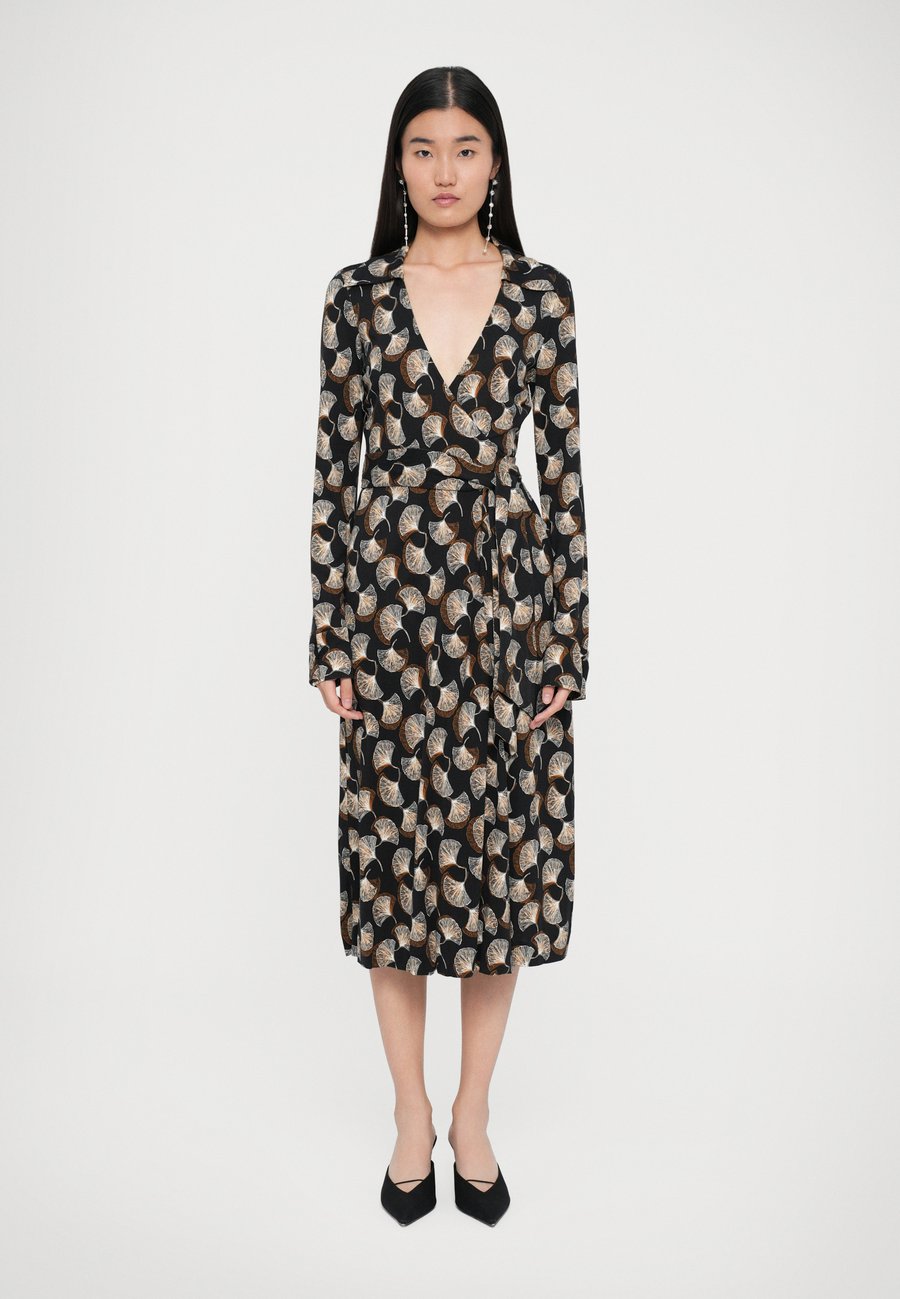 Платье Diane von Furstenberg WRAP DRESS, Black
Платье Diane von Furstenberg WRAP DRESS, Black